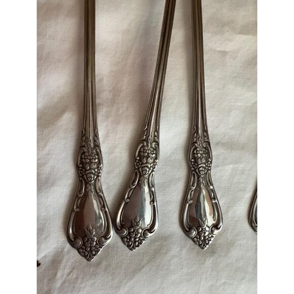 Oneida Kennett Square Stainless Set of Eight Iced Tea Spoons - Picture 3 of 7